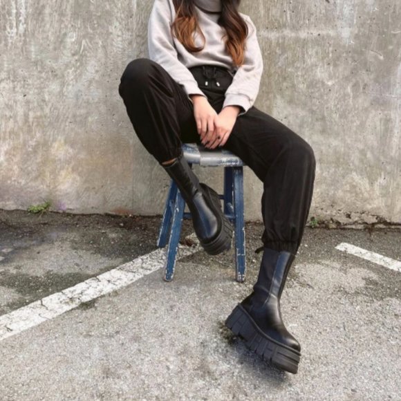 ZARA Black  Paperbag Elastic Waistband Jogger Pants - Picture 7 of 16